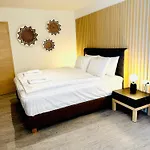 Akropolis Hotel
