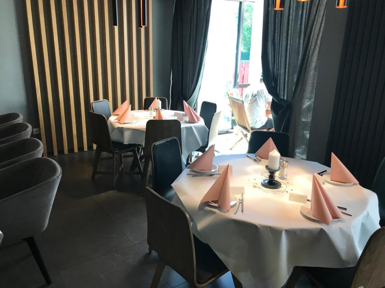 Hotel Akropolis 3*